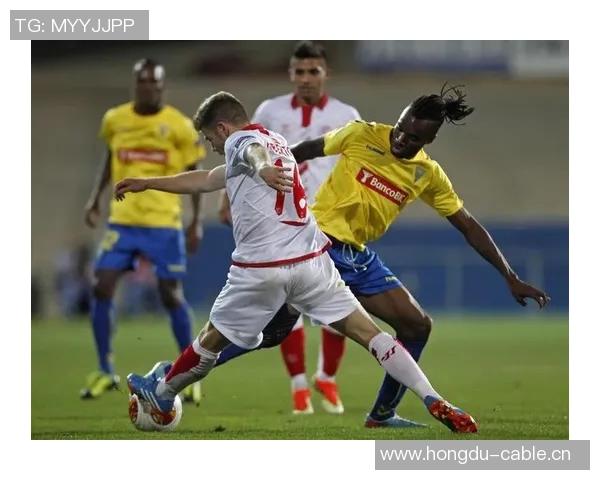 墨西哥中卫埃克托莫雷诺宣布退役132场国际比赛生涯圆满结束