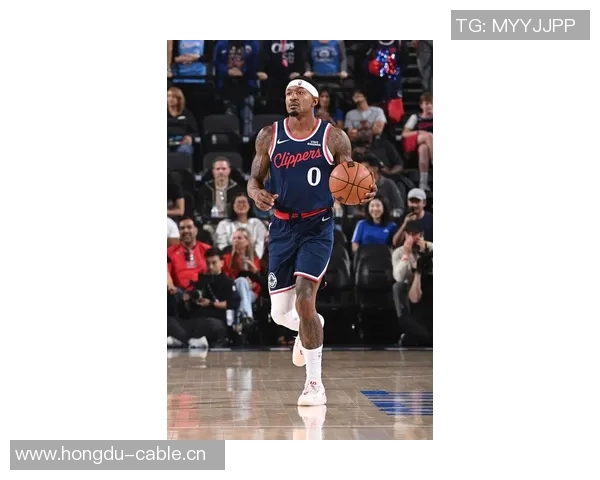 比尔首次参与队内对抗训练状态良好期待揭幕战表现