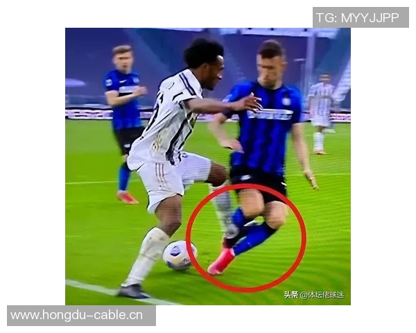 前裁判质疑马林犯规判罚过于严厉认为身体接触不足以判罚点球 前裁判质疑马林犯规判罚过于严厉认为身体接触不足以判罚点球