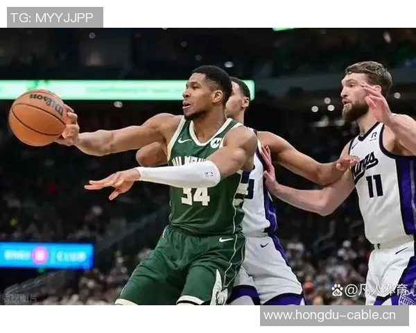 字母哥半场表现平平仅得9分3板5助3帽球队需加强进攻力度