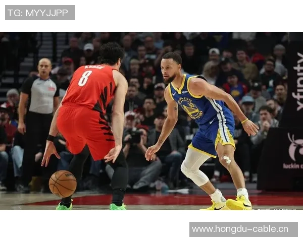 斯普利特谈库里防守难题称尽全力仍难阻其发挥进攻表现令人满意