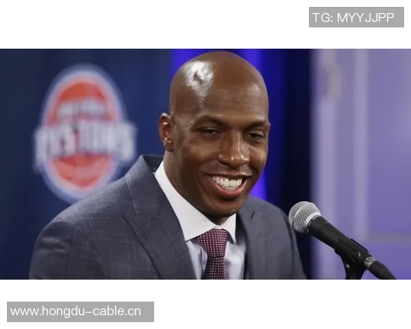 比卢普斯谈季前赛首发轮换希望球迷理性解读球队策略