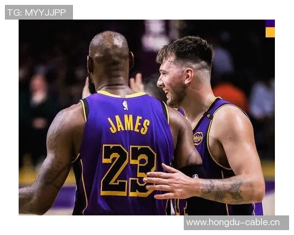 东契奇湖人首季已达17场3055追平浓眉仅用35场表现惊艳 东契奇湖人首季已达17场3055追平浓眉仅用35场表现惊艳