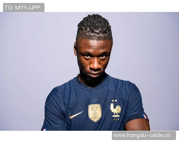 卡马文加或将转型左后卫应对法国中场竞争激烈局面