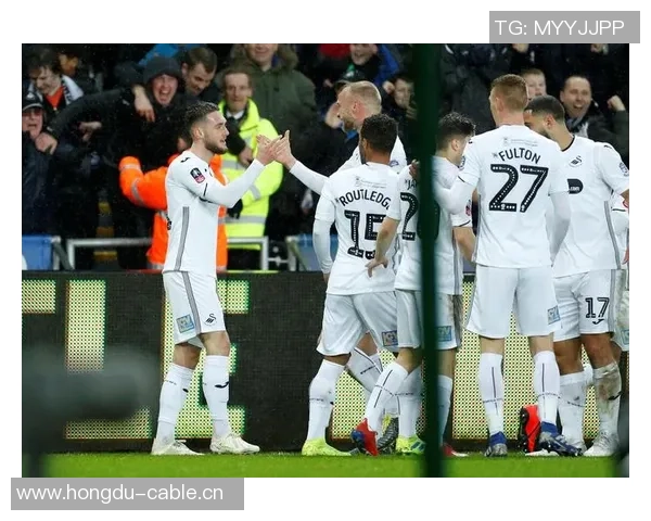 德尔夫怀念曼城队友称B席为队宠D席是最强搭档