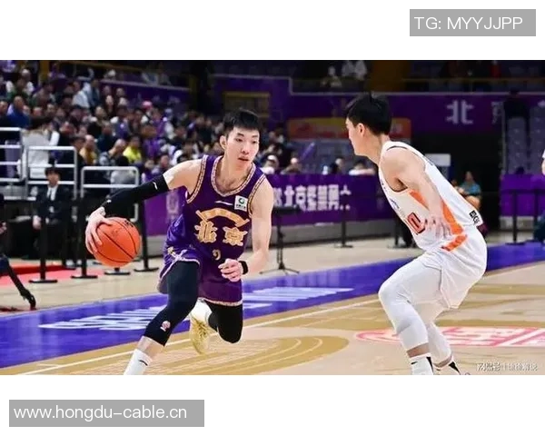 廖三宁关键三分助力球队逆转颓势展现绝佳状态