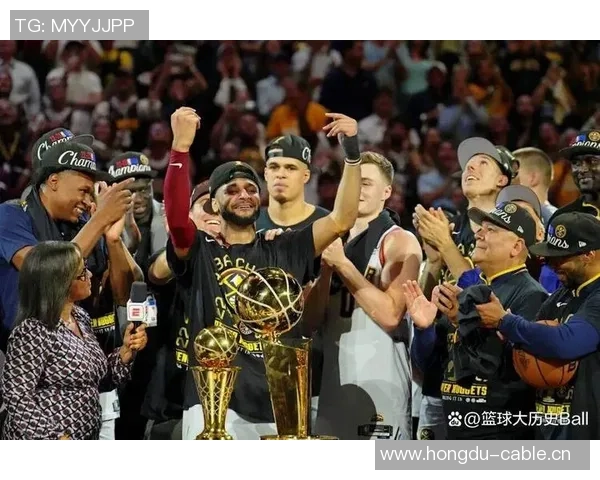 穆雷本赛季关键时刻三分命中率高达563成为联盟最佳表现 穆雷本赛季关键时刻三分命中率高达563成为联盟最佳表现